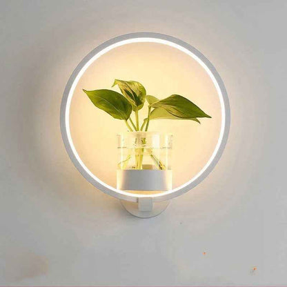 Decorative wall lamp on background wall - EZEEGET