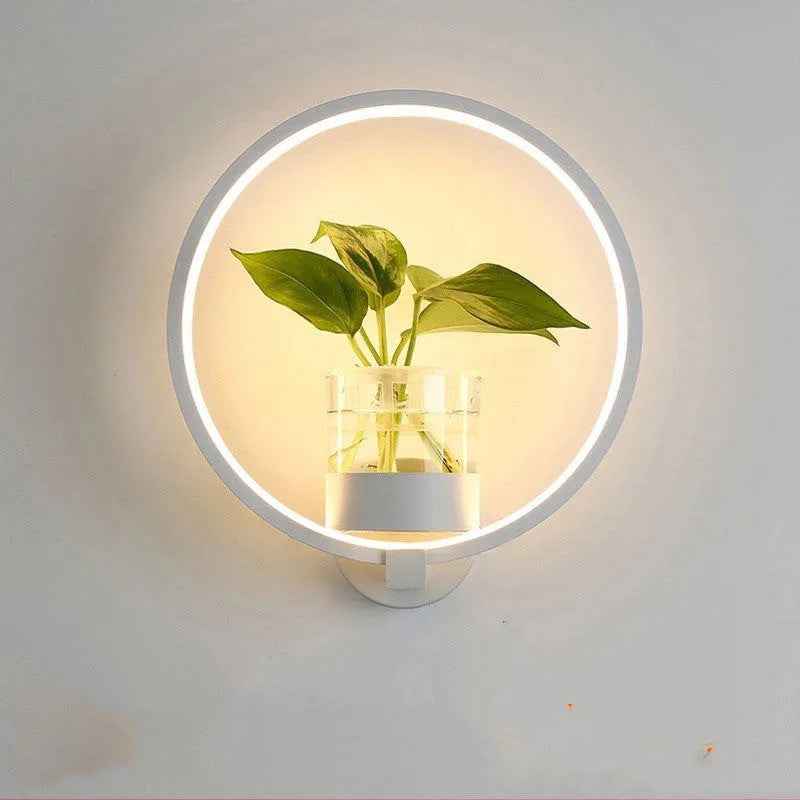 Decorative wall lamp on background wall - EZEEGET