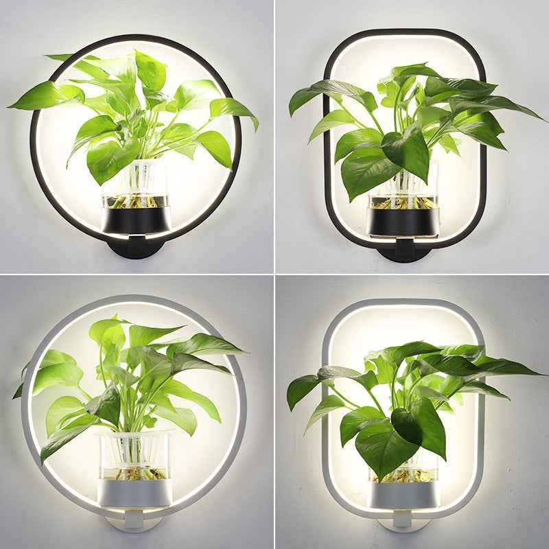 Decorative wall lamp on background wall - EZEEGET