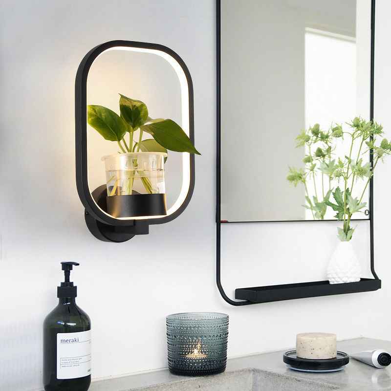 Decorative wall lamp on background wall - EZEEGET
