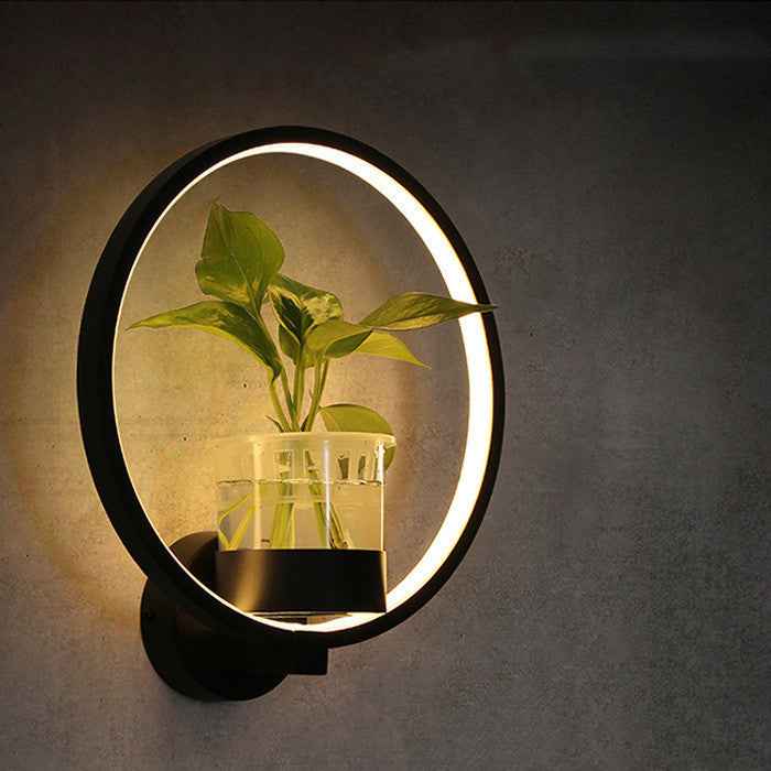 Decorative wall lamp on background wall - EZEEGET